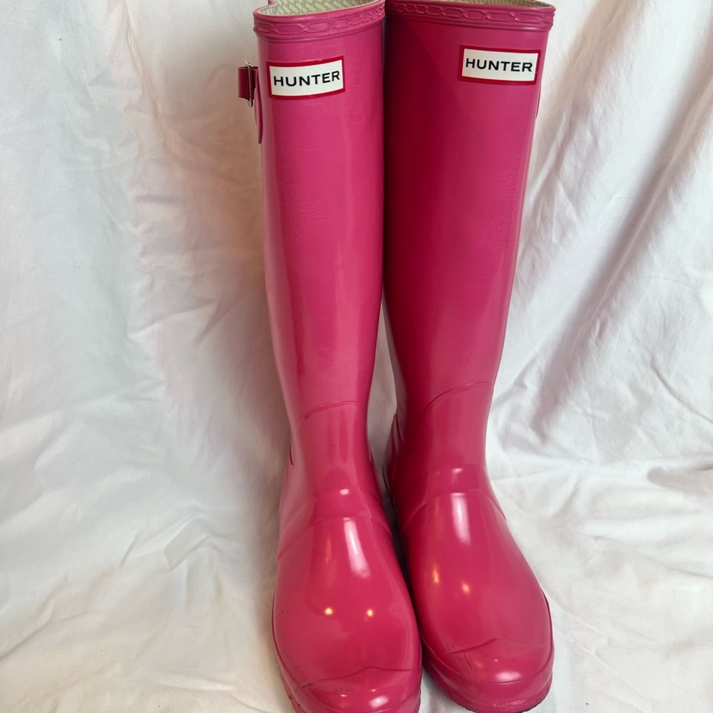 Hunter Pink Rainboots. Size 10 women’s